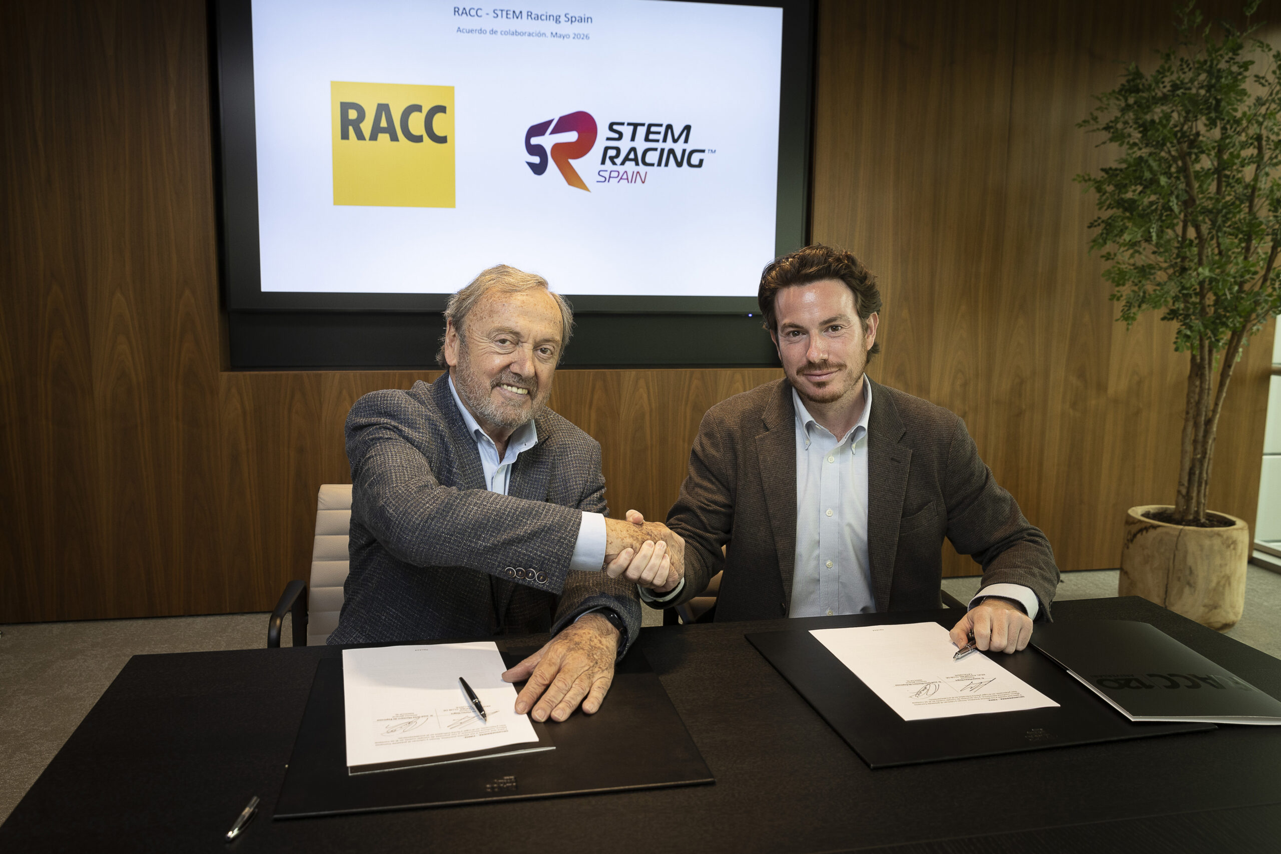 Acord RACC-STEM Racing